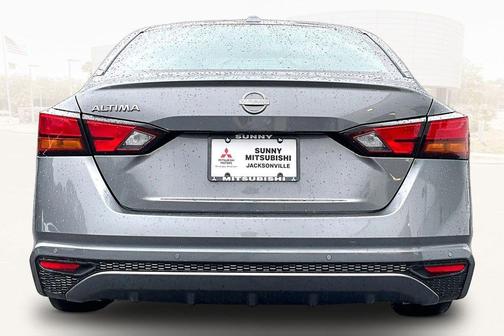Gun Metallic 2025 Nissan Altima 2.5 SV