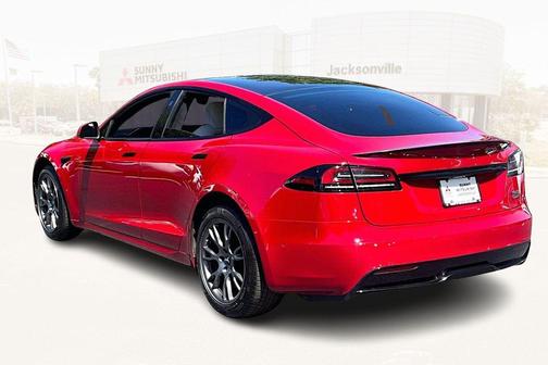 2022 Tesla Model S Plaid