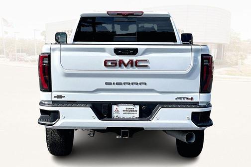 2025 GMC Sierra 2500 AT4