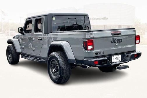 2023 Jeep Gladiator Sport S