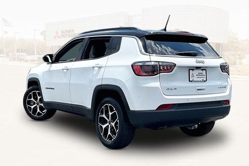 Bright White Clearcoat 2025 Jeep Compass Limited