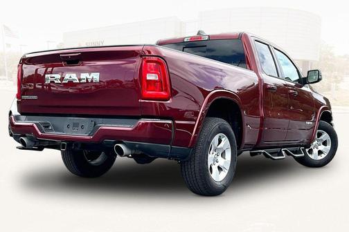 Delmonico Red Pearlcoat 2025 RAM 1500 Big Horn/Lone Star