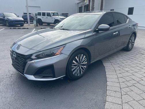 Gun Metallic 2023 Nissan Altima 2.5 SV