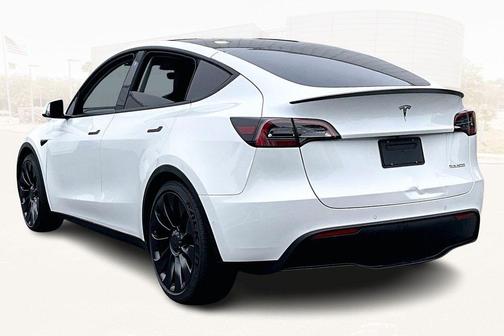 2022 Tesla Model Y Performance Dual Motor All-Wheel Drive