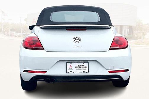 2018 Volkswagen Beetle 2.0T SE