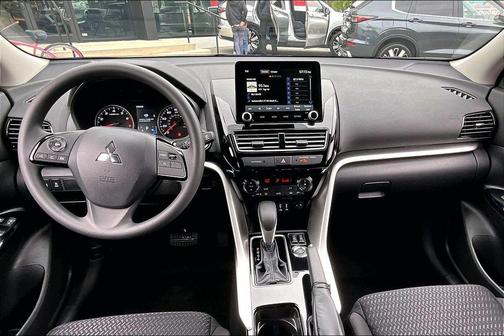 2026 Mitsubishi Eclipse Cross LE