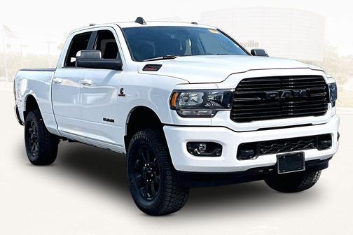 Bright White Clearcoat 2021 RAM 2500 Big Horn Crew Cab 4x4 6'4' Box