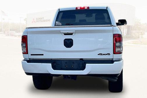Bright White Clearcoat 2021 RAM 2500 Big Horn Crew Cab 4x4 6'4' Box