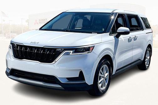 2024 Kia Carnival LX