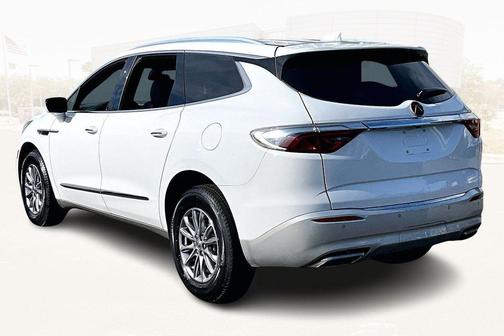 2023 Buick Enclave Essence FWD
