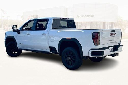 Summit White 2025 GMC Sierra 2500 AT4