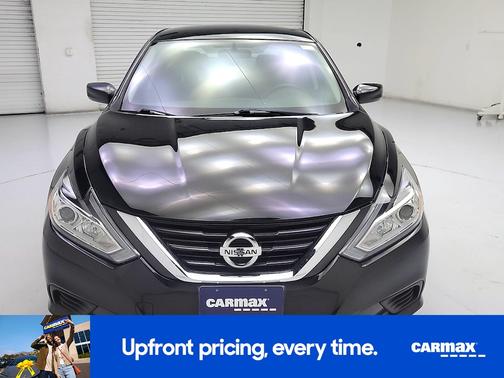 Black 2017 Nissan Altima S