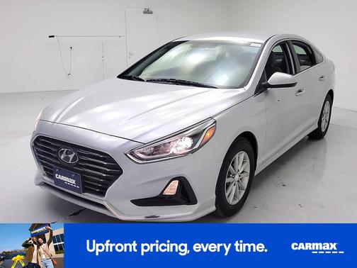 Silver 2019 Hyundai SONATA SE
