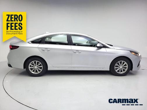 Silver 2019 Hyundai SONATA SE