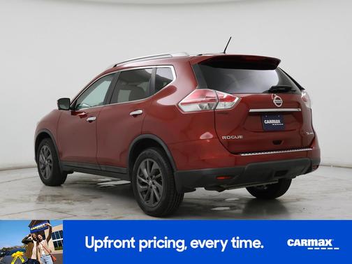 Red 2015 Nissan Rogue SL