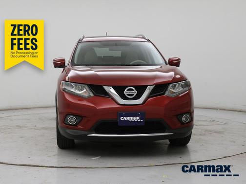 Red 2015 Nissan Rogue SL