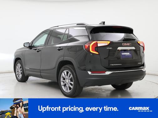 Black 2022 GMC Terrain SLT