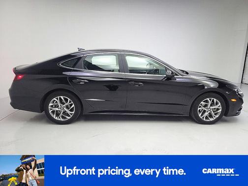 Black 2023 Hyundai SONATA SEL