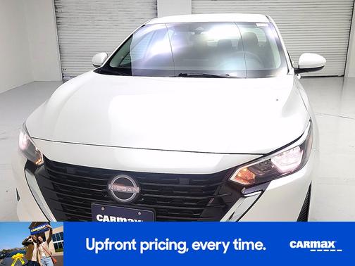 White 2024 Nissan Sentra SV