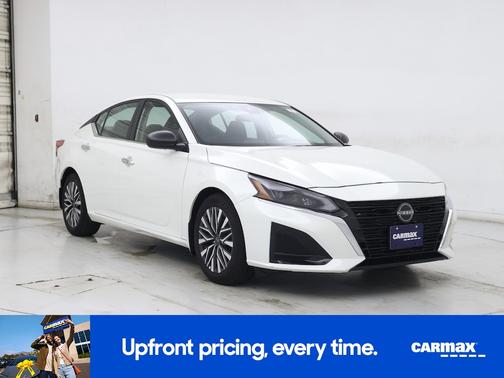 2024 Nissan Altima SV