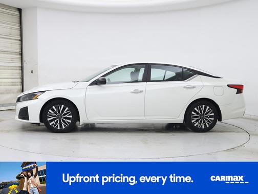 2024 Nissan Altima SV