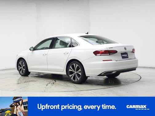 2022 Volkswagen Passat SE