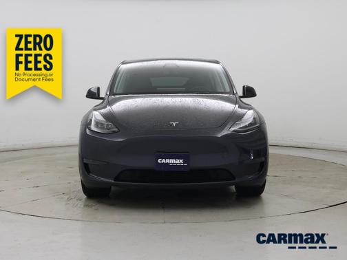 Gray 2024 Tesla Model Y Long Range