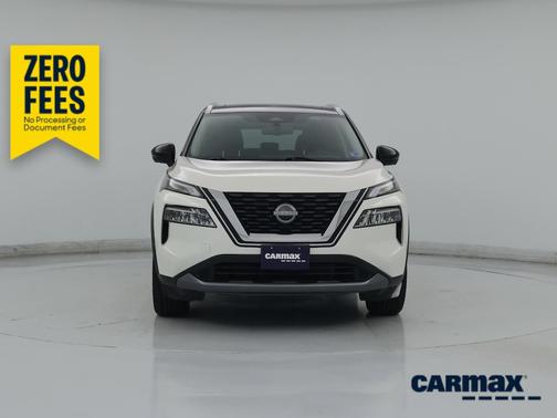 White 2023 Nissan Rogue SL