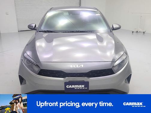 Gray 2024 Kia Forte LXS