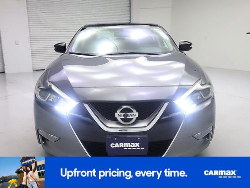 Gray 2016 Nissan Maxima SL