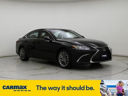 2024 Lexus ES 300h Luxury