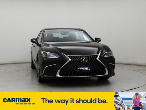 2024 Lexus ES 300h Luxury