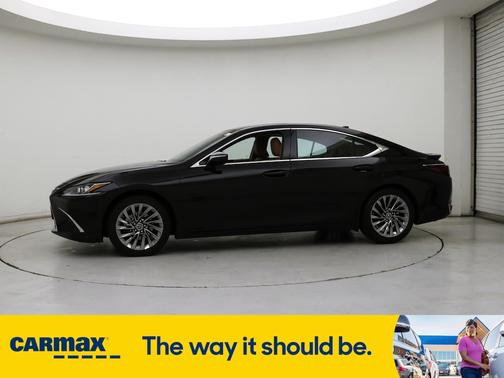 2024 Lexus ES 300h Luxury