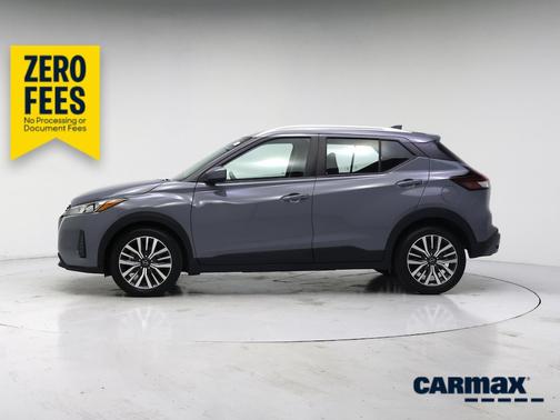 Gray 2023 Nissan Kicks SV