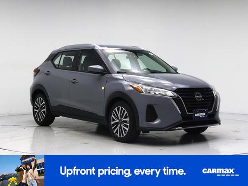 Gray 2023 Nissan Kicks SV