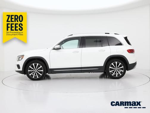 White 2022 Mercedes-Benz GLB 250