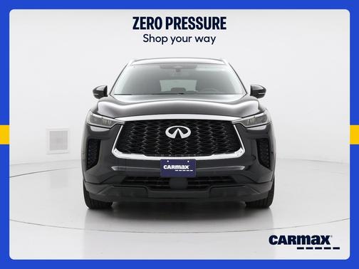 Black 2023 INFINITI QX60 Luxe