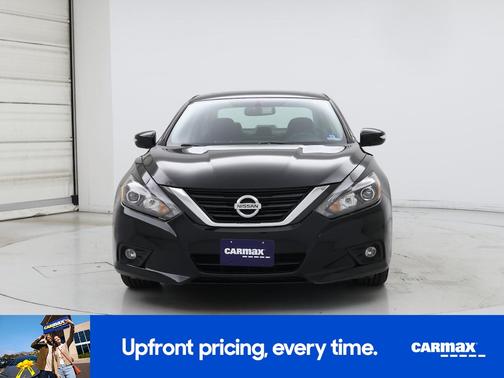 Black 2017 Nissan Altima SL