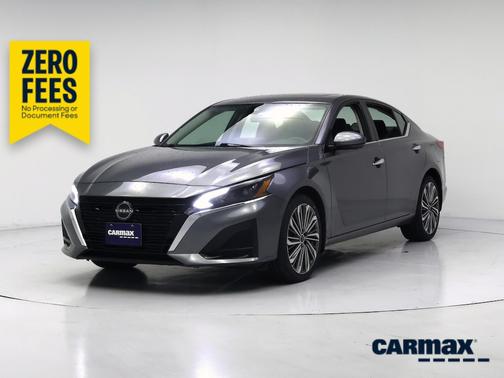 Gray 2023 Nissan Altima SL