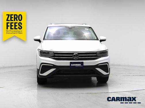White 2022 Volkswagen Tiguan SE