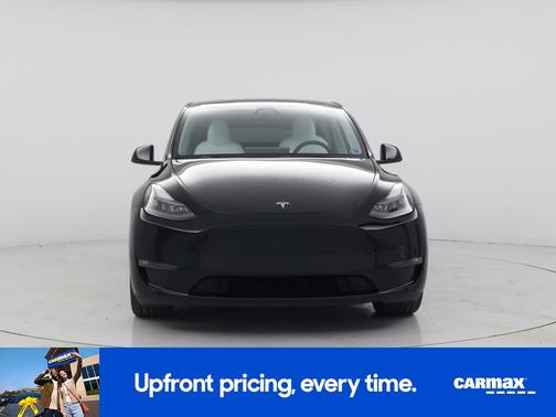Black 2023 Tesla Model Y Performance