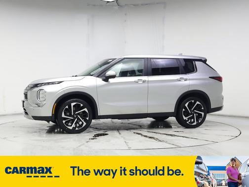 2022 Mitsubishi Outlander SE