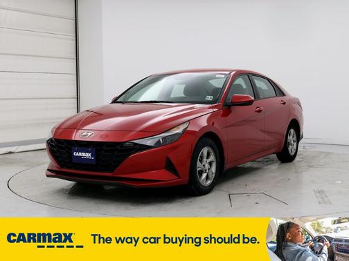 2022 Hyundai ELANTRA SE