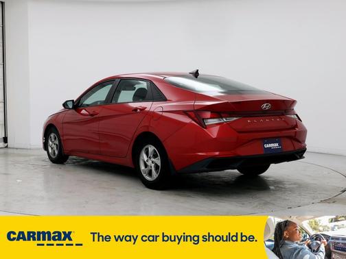2022 Hyundai ELANTRA SE