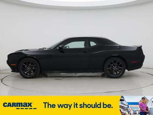 2022 Dodge Challenger SXT