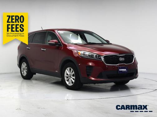 Red 2019 Kia Sorento LX