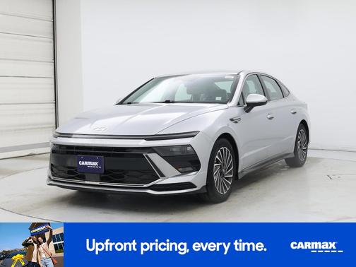 2025 Hyundai SONATA Hybrid SEL