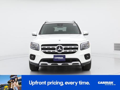 White 2022 Mercedes-Benz GLB 250
