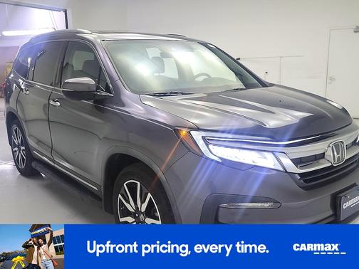 Gray 2019 Honda Pilot Touring