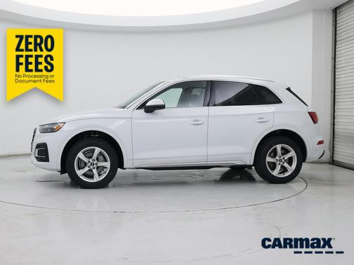 White 2023 Audi Q5 Premium
